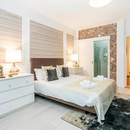 Apartment Sao Bento 1 Bedroom Garden Lisbon