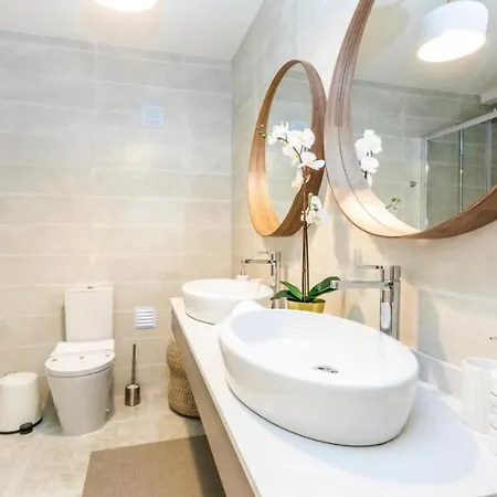 Apartment Sao Bento 1 Bedroom Garden Lisbon